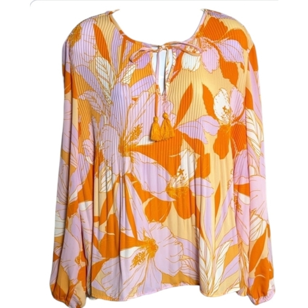 Dr2 Floral Pleated Top